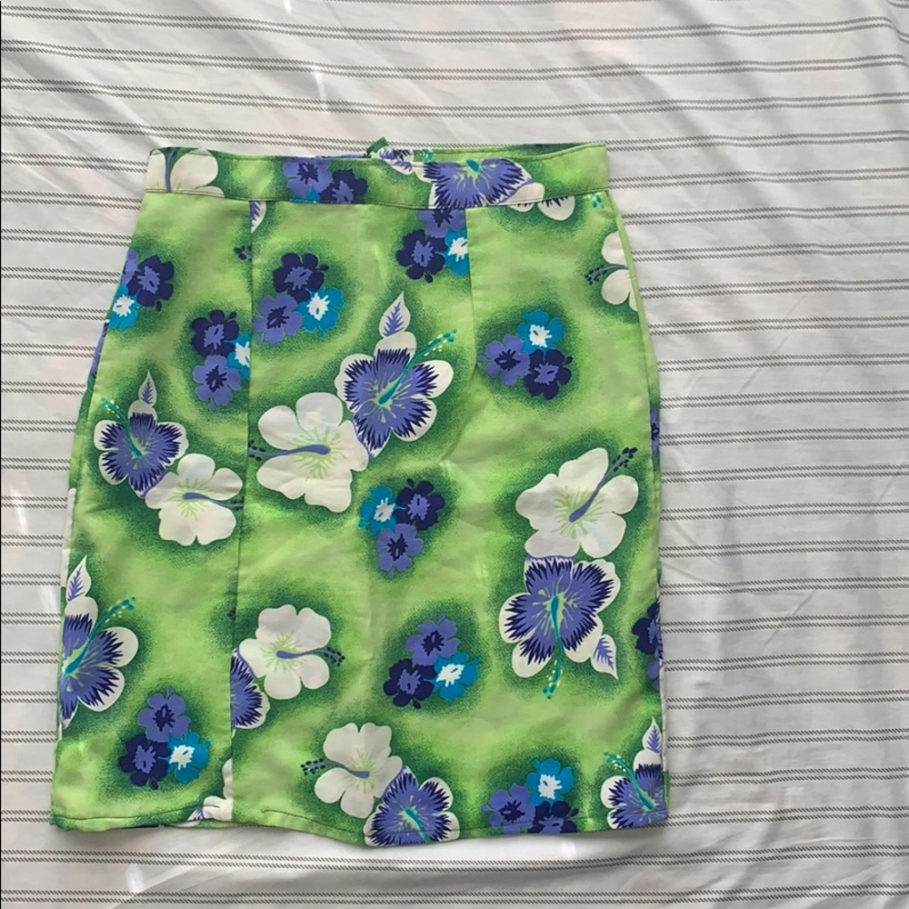 🌺 Green Floral Pencil Skirt 🌺